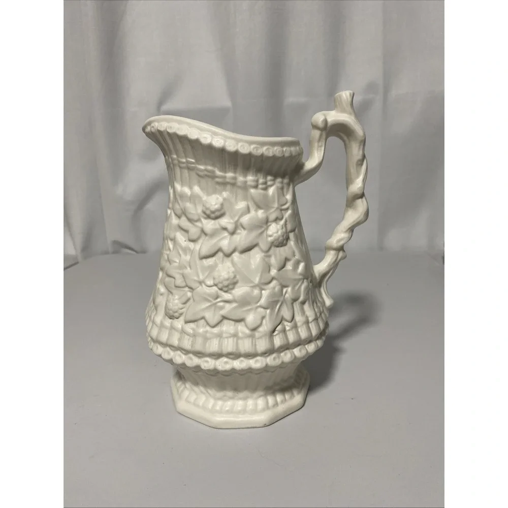 Vintage Ivy and Berries White Ceramic Vase Pitcher Foliage Pattern VTL